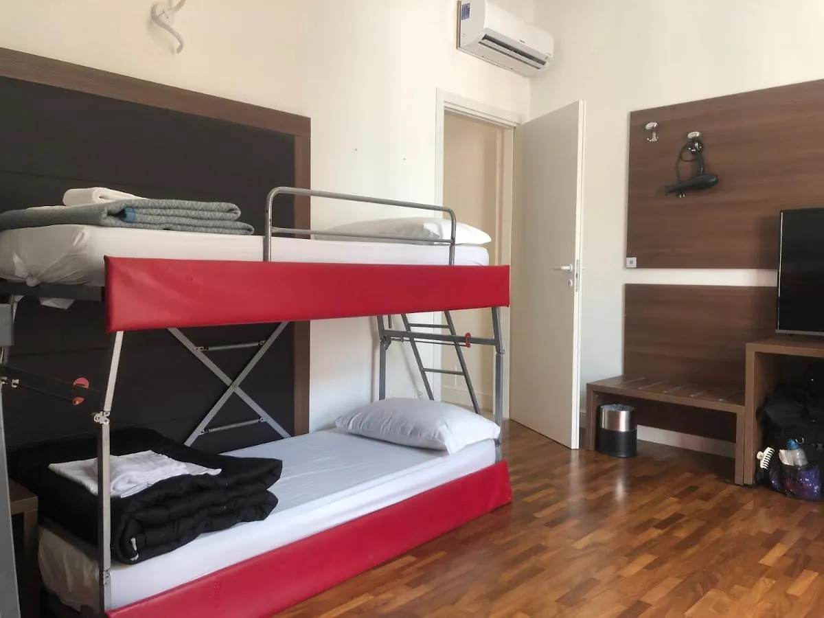 Grand Cucinetta Apartment Rome 0*,