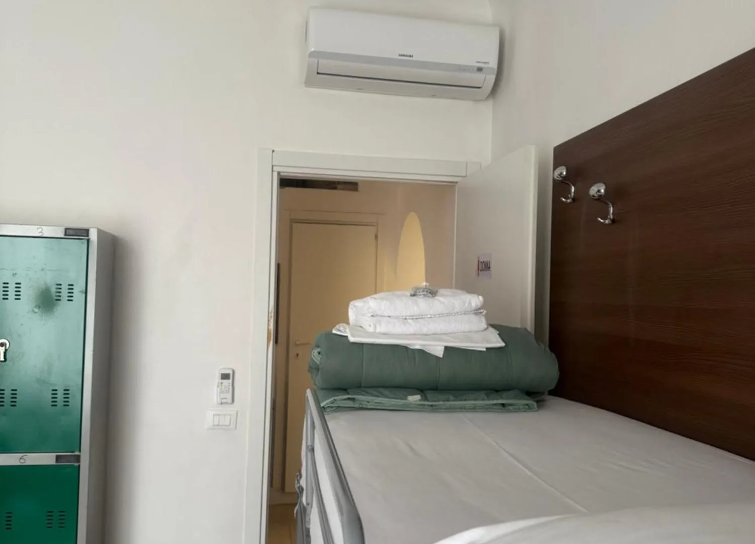 Grand Cucinetta Apartment Rome Italy